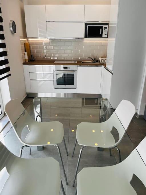Sliema, Apt7, Stylish 2 Bedroom Apartment With Parking Εξωτερικό φωτογραφία